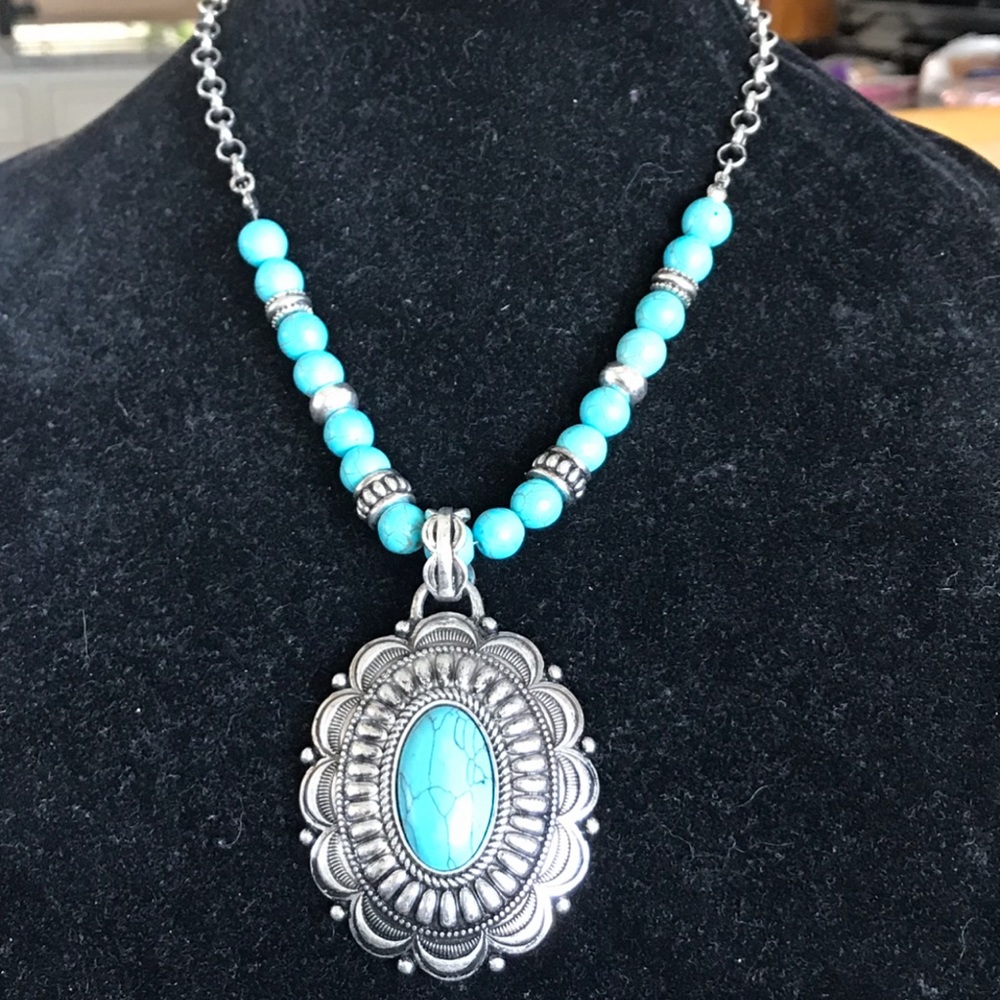 Fashion Faux Turquoise Concho Necklace